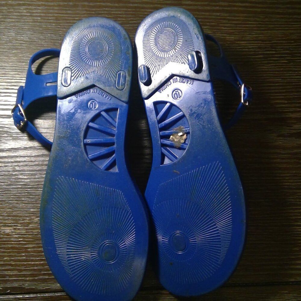 Guess Sandals  - Picture 5 of 6
